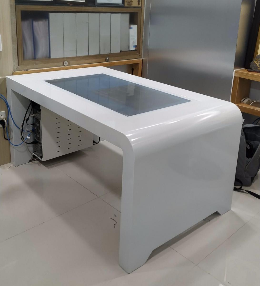 ✨ BÀN MÀN HÌNH CẢM ỨNG 43INCH – GIẢI PHÁP CÔNG NGHỆ ĐỘT PHÁ CHO DOANH NGHIỆP