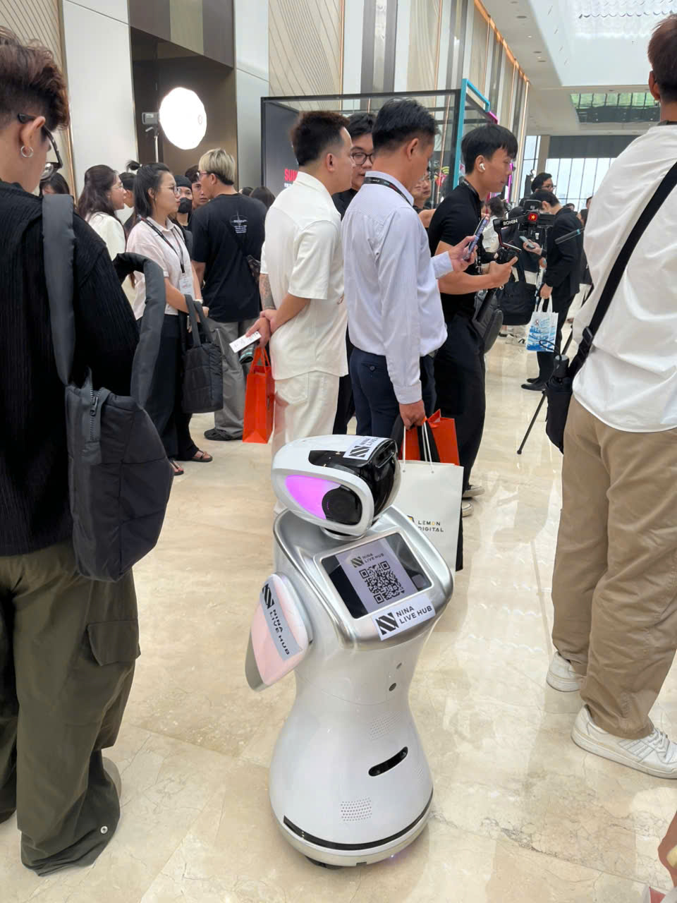 Robot Sanbot 