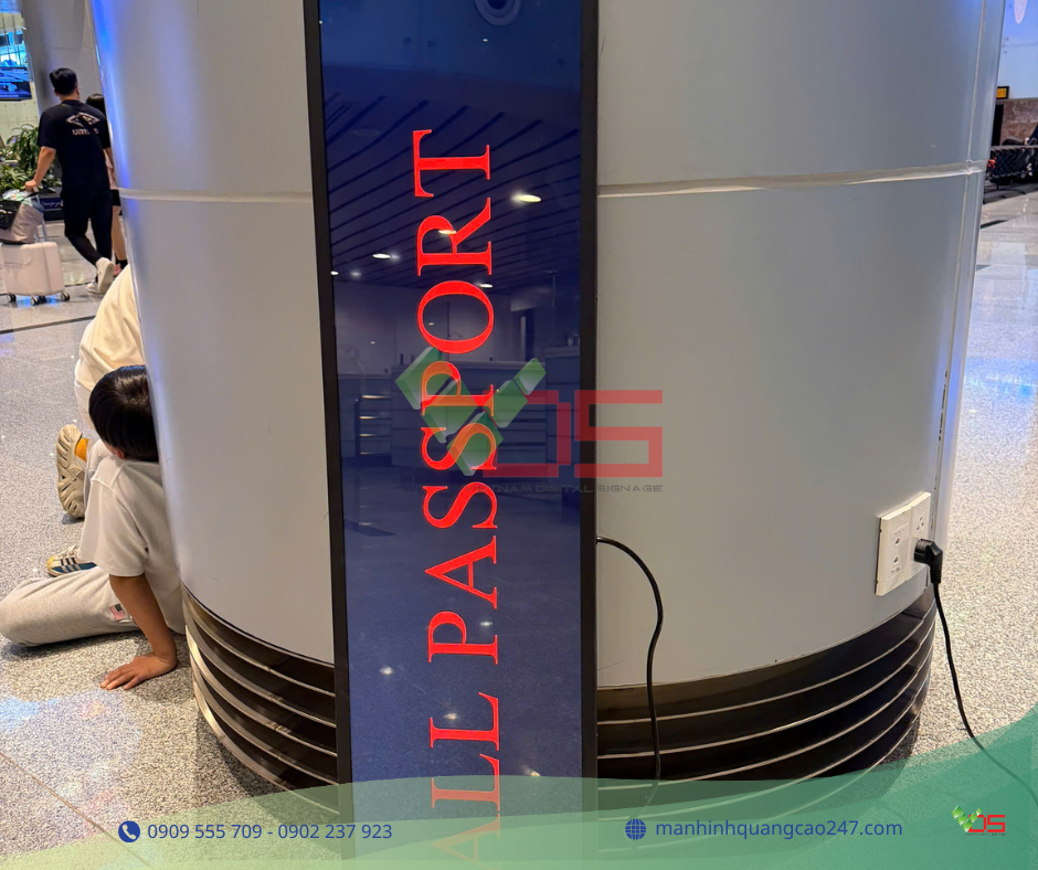 NGÀY 2: TĂNG TỐC LẮP ĐẶT MÀN HÌNH QUẢNG CÁO STRETCHED TẠI TẦNG G – SÂN BAY QUỐC TẾ 