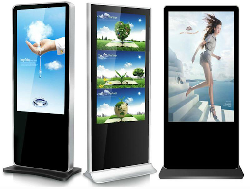 Màn hình quảng cáo chân đứng 32–65 inch VDS: Giải pháp Digital Signage nâng tầm không gian và tăng hiệu quả truyền thông