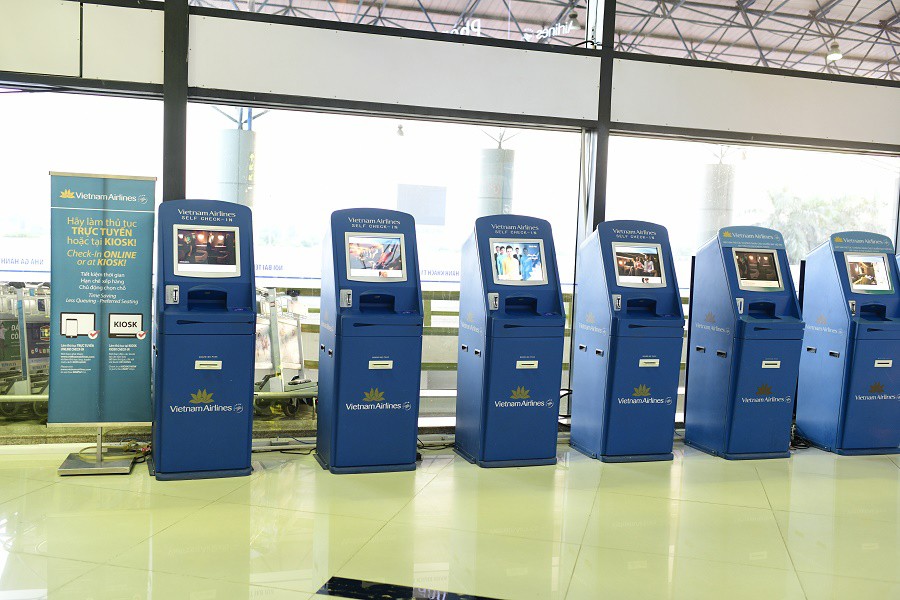 Hướng dẫn sử dụng kiosk check-in tại sân bay