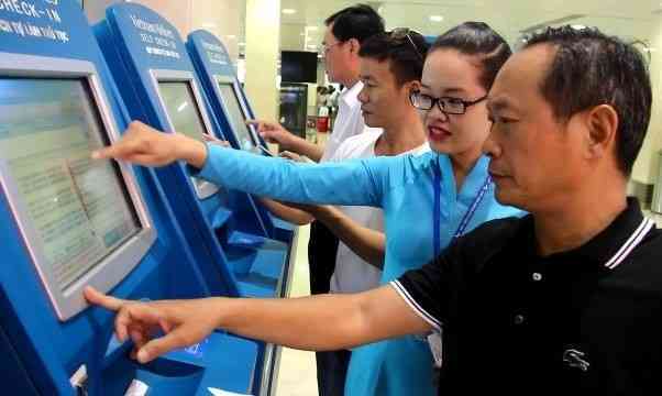 Hướng dẫn sử dụng kiosk check-in tại sân bay