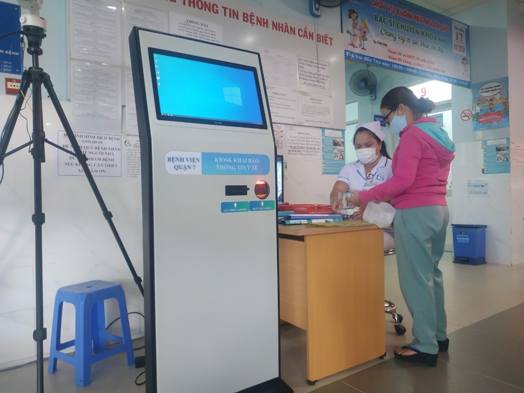 kiosk cảm ứng cho bệnh viện