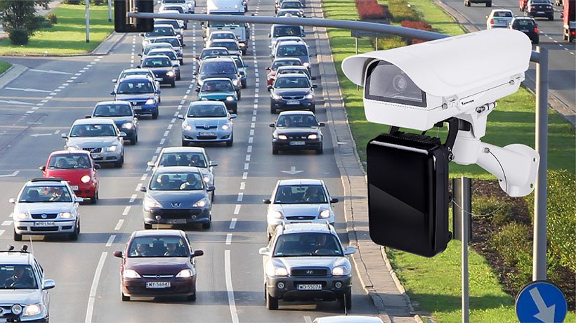 Ứng dụng giải pháp Camera thông minh nhận diện biển số, đếm oto ra vào